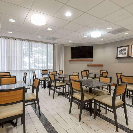 Wingate By Wyndham Springfield Hotel Exterior photo